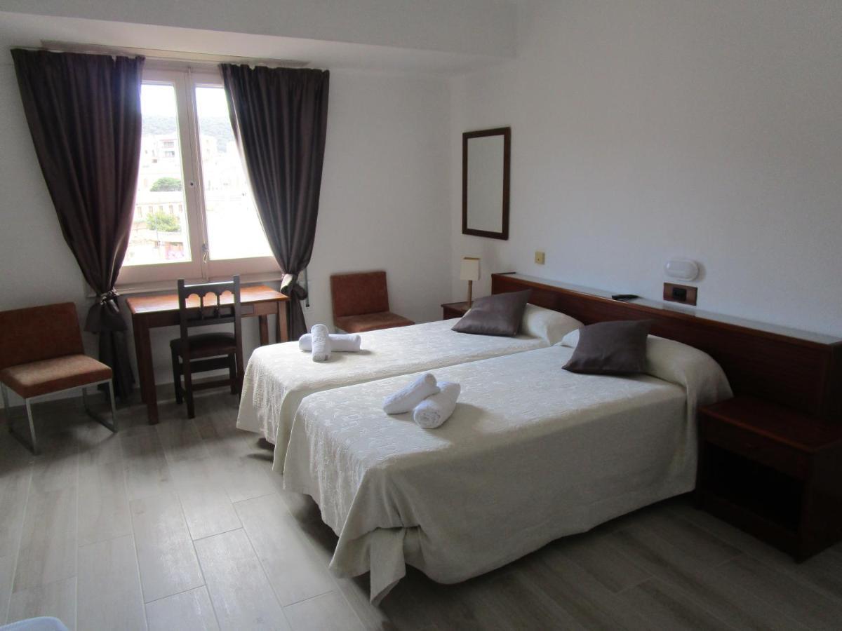 Hotel Apartaments Gesoria Porta Ferrada Sant Feliu de Guíxols Ngoại thất bức ảnh