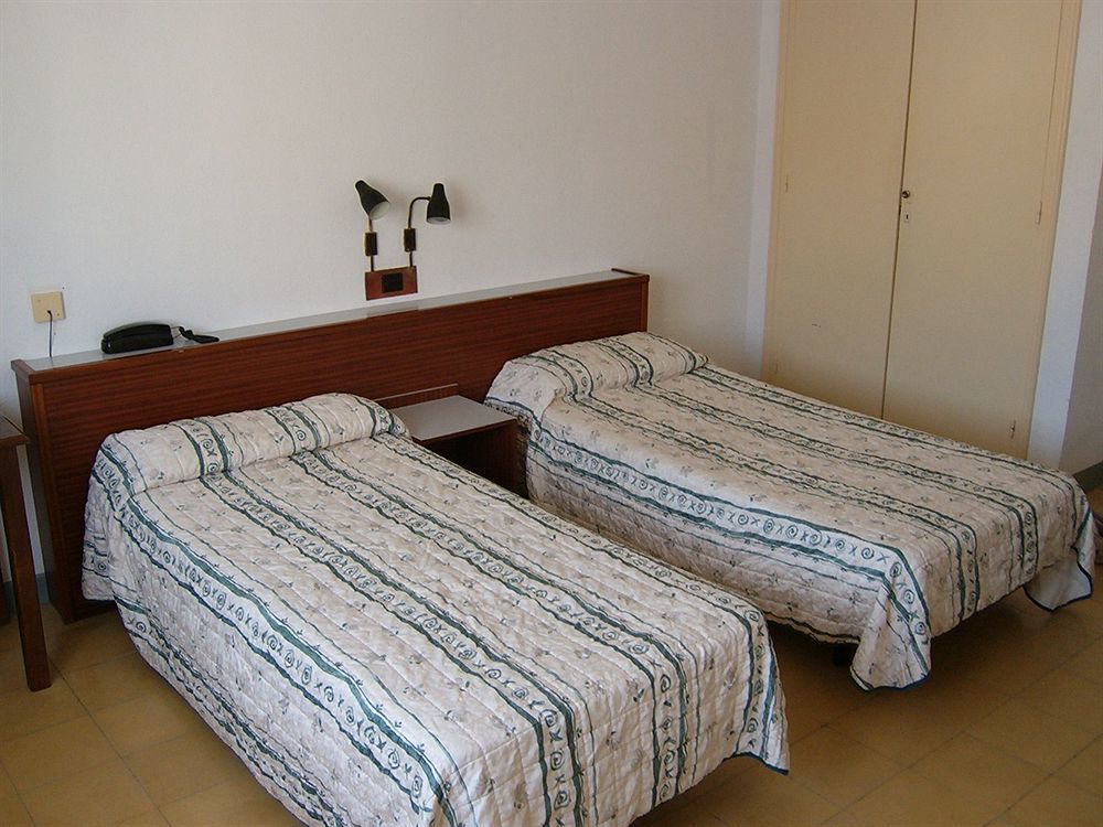 Hotel Apartaments Gesoria Porta Ferrada Sant Feliu de Guíxols Ngoại thất bức ảnh