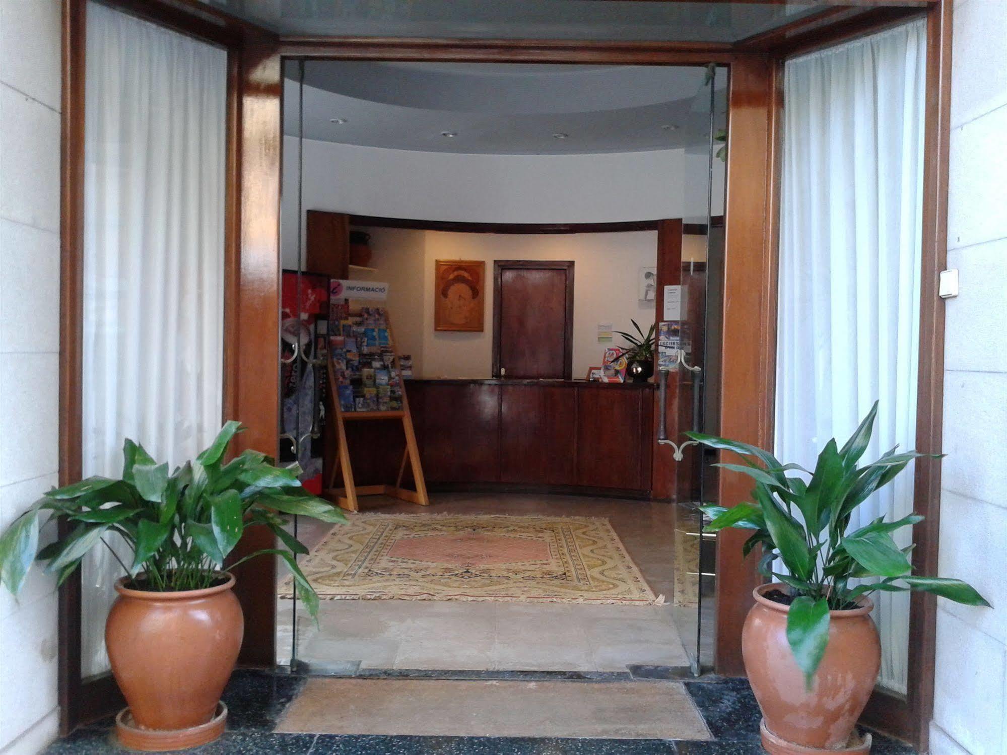 Hotel Apartaments Gesoria Porta Ferrada Sant Feliu de Guíxols Ngoại thất bức ảnh